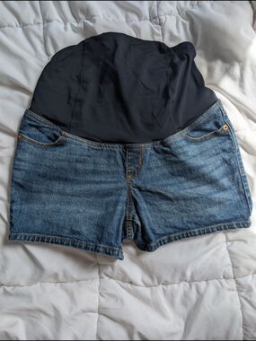 Isabel Maternity by Ingrid & Isabel Blue Denim Shorts with Black Support Panel